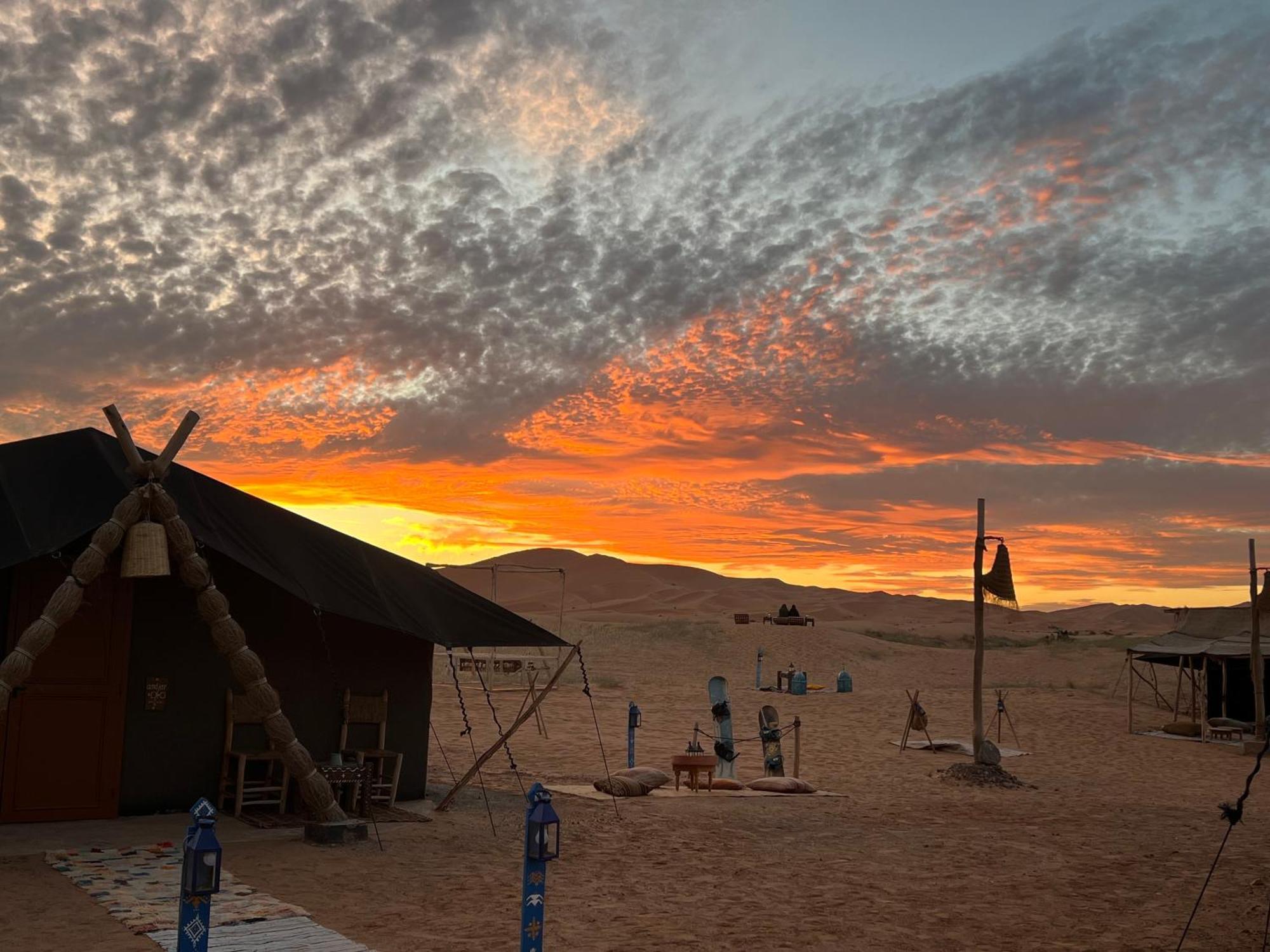 Pueblo Touareg - Private Tents เมอร์ซูกา ภายนอก รูปภาพ